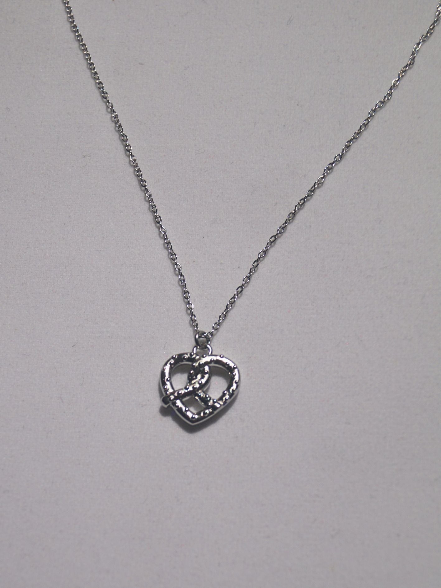 Knotted Love - ketting