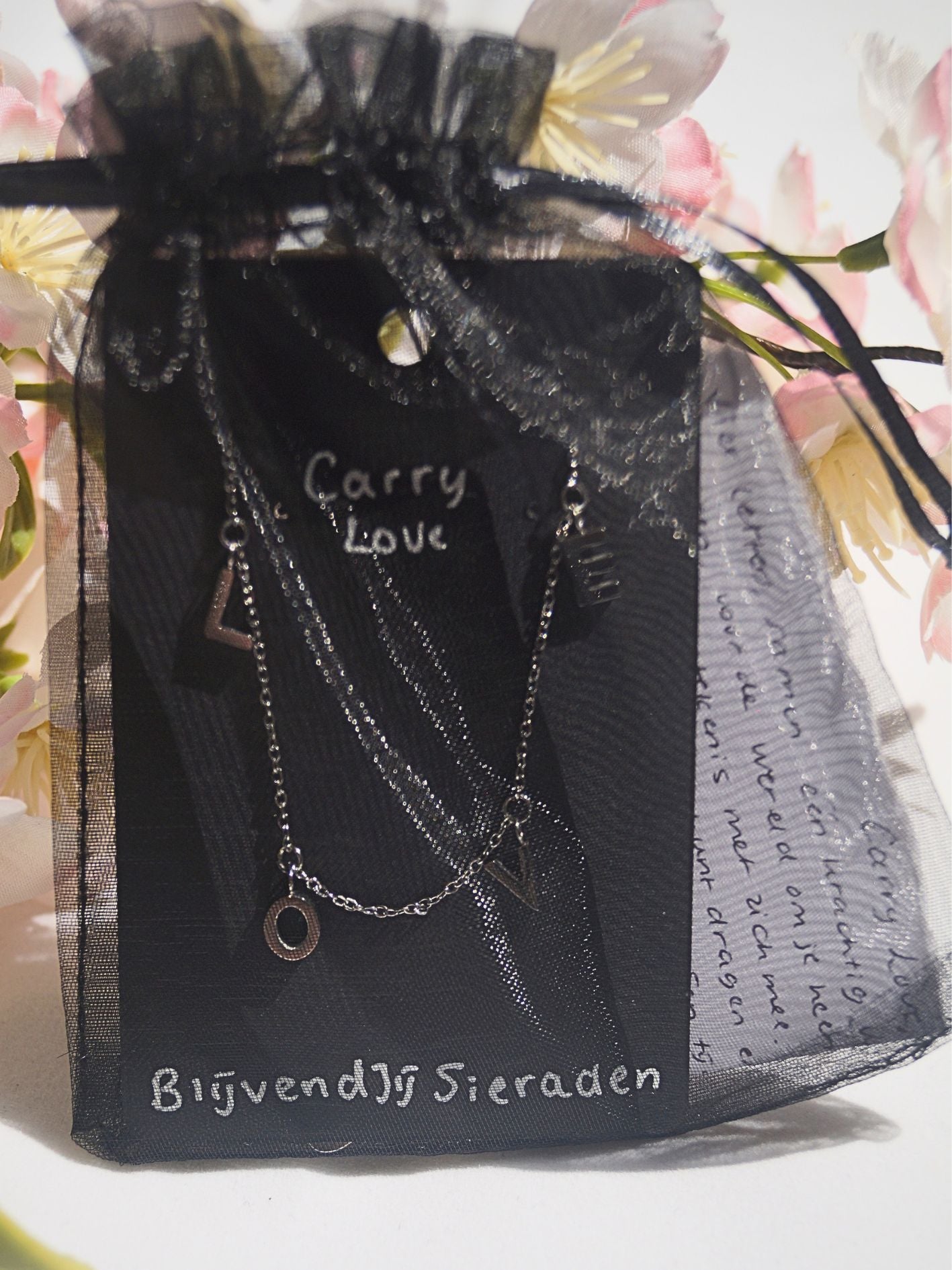 Carry love - Ketting
