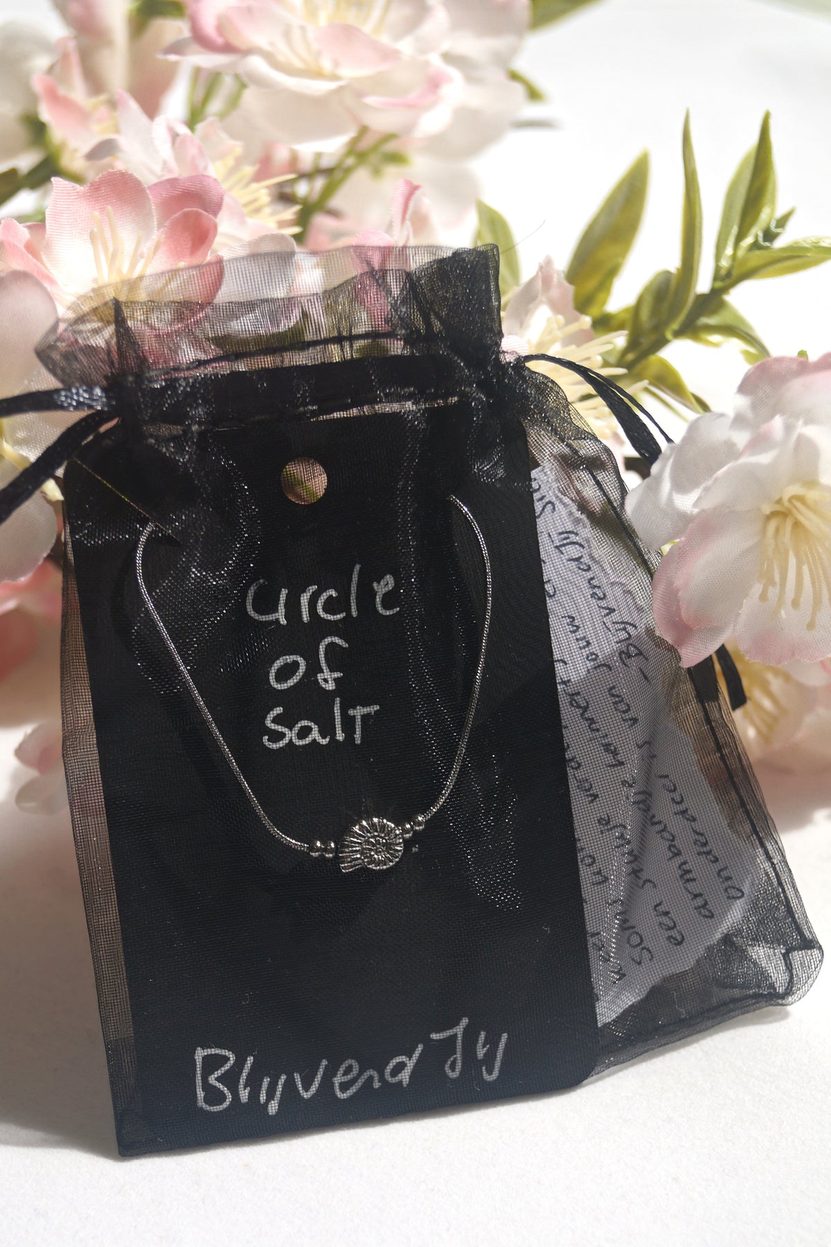 Circle of Salt- Armband